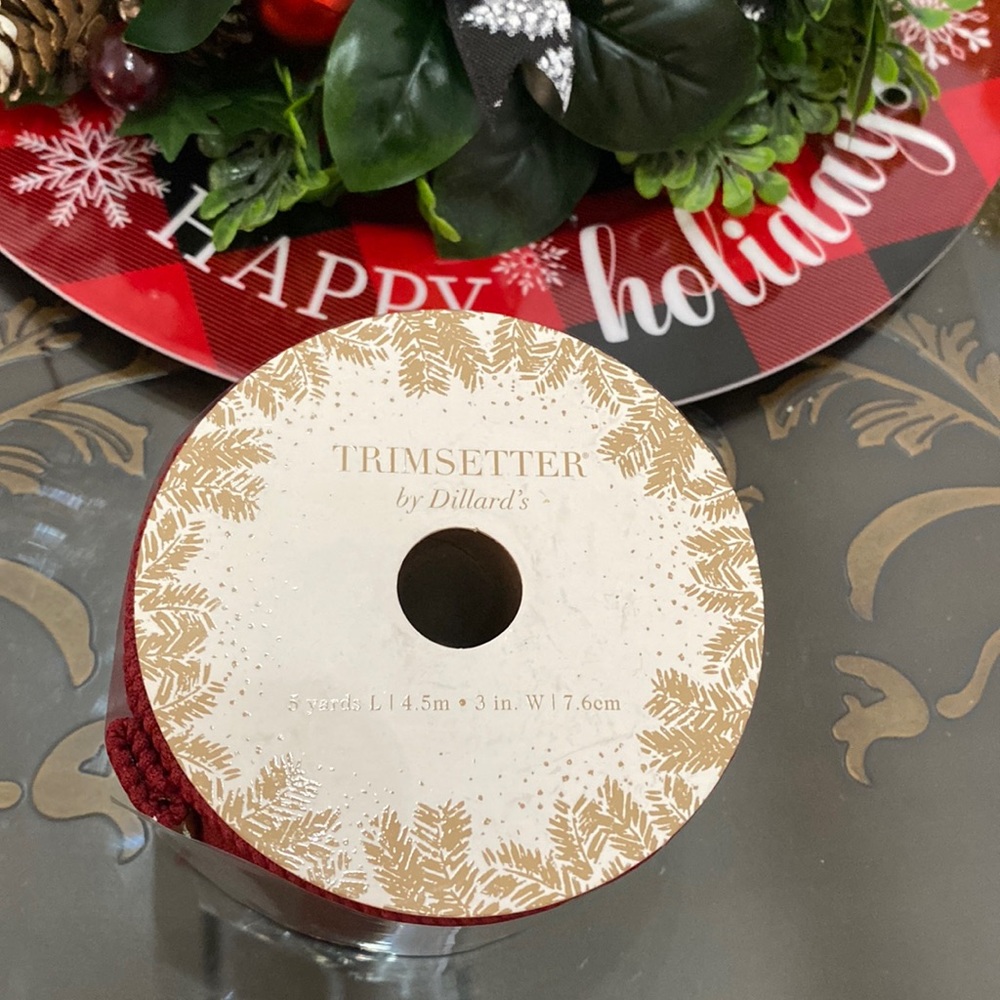 Holiday Ribbon